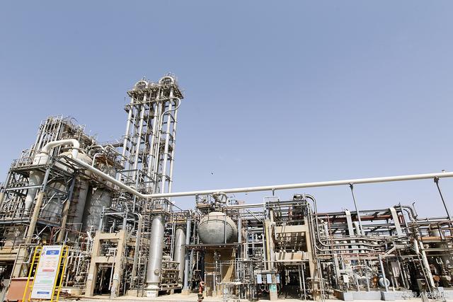 石化油服公布国际专利申请：“充填筛管及用于连接充填筛管的旁通接头”