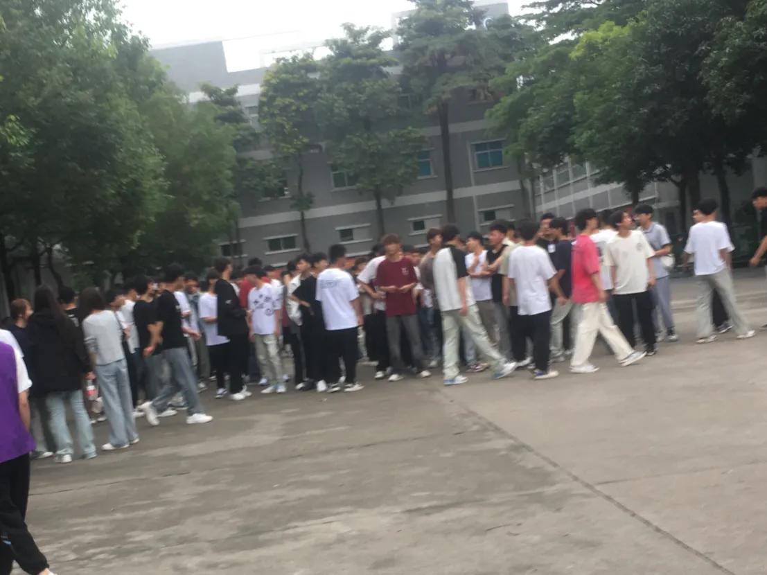 立讯精密现17笔大宗交易 总成交金额1.98亿元
