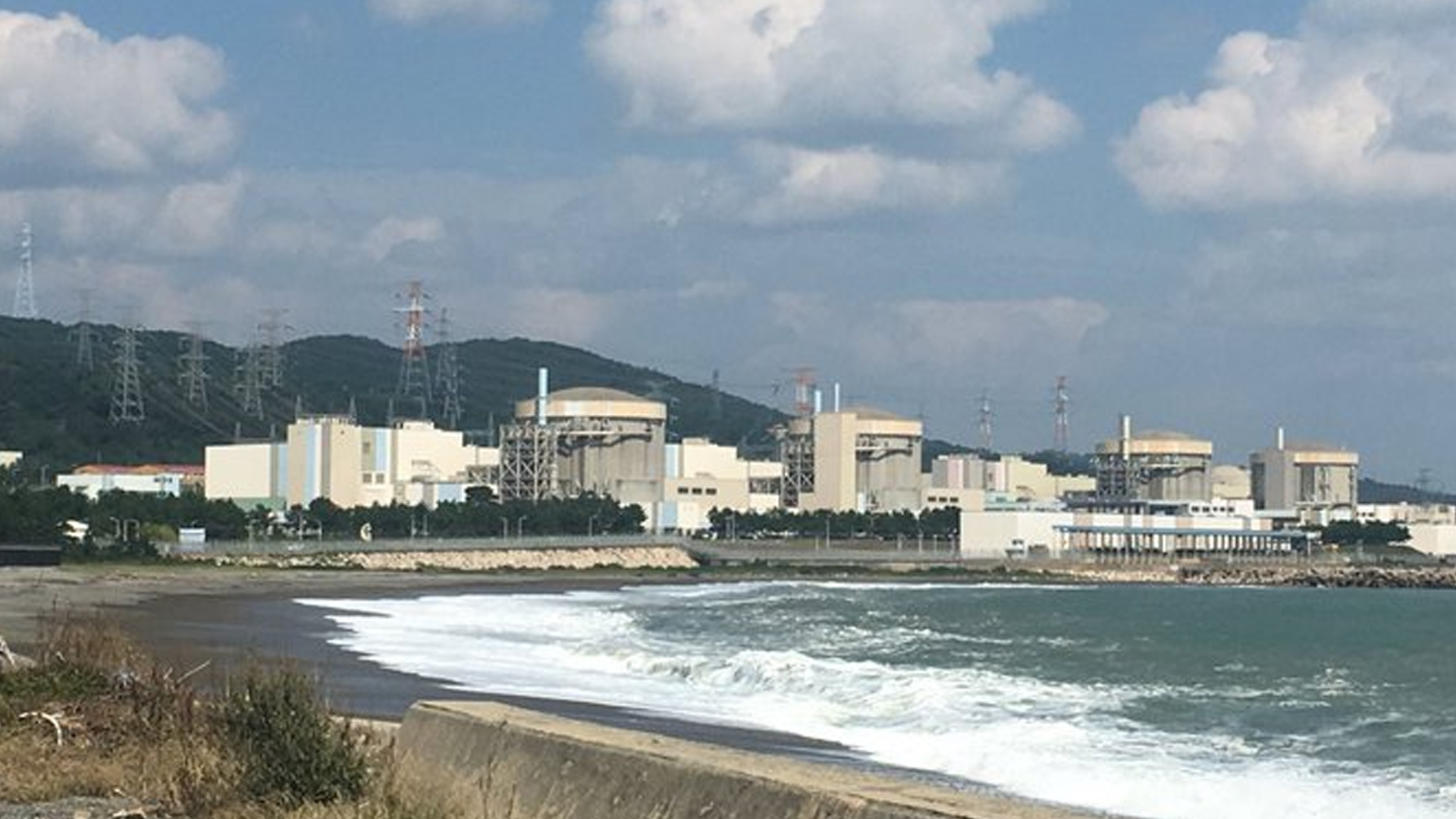中电环保：在核电站核岛放射性废水处理方面承接了HT核电放射性废液深化处理系统工程样机合作开发研制