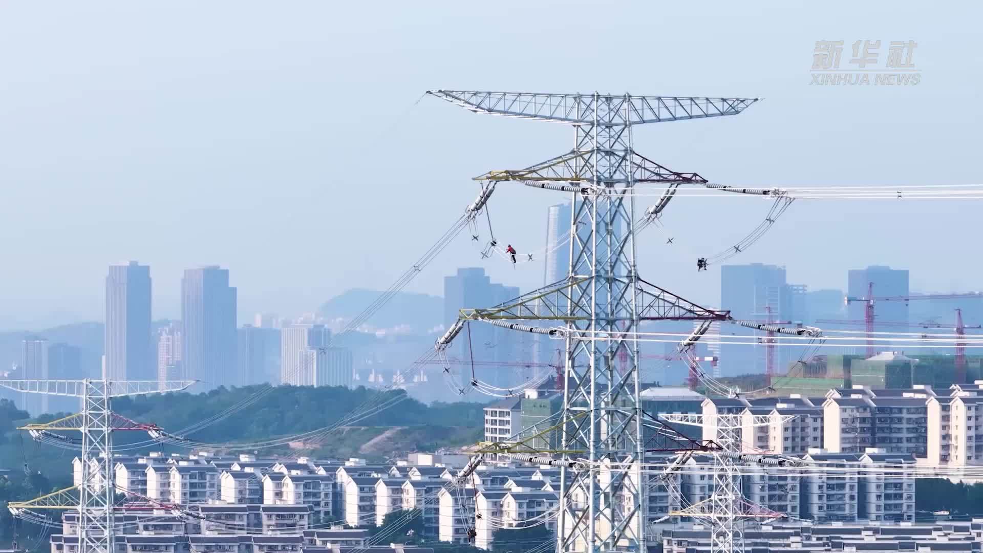 “疆电入渝”首批电源项目投产