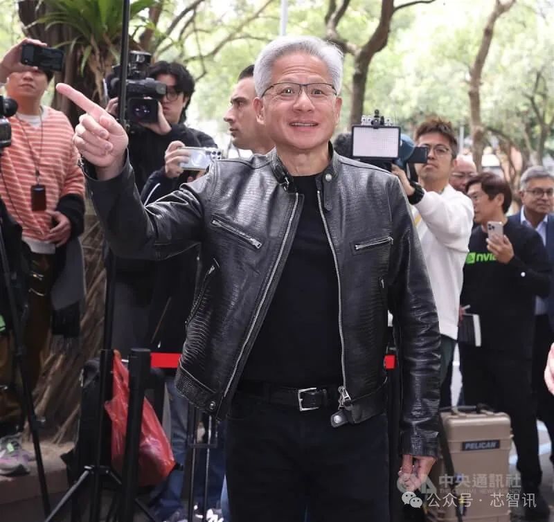 “中国供应链是奇迹”！黄仁勋穿唐装、首次中文演讲，点赞11家中国企业！
