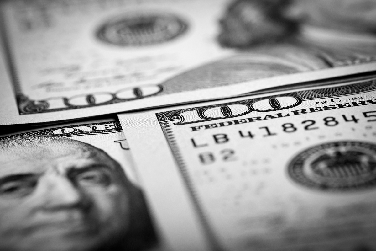 中国连续三个月减持美国国债