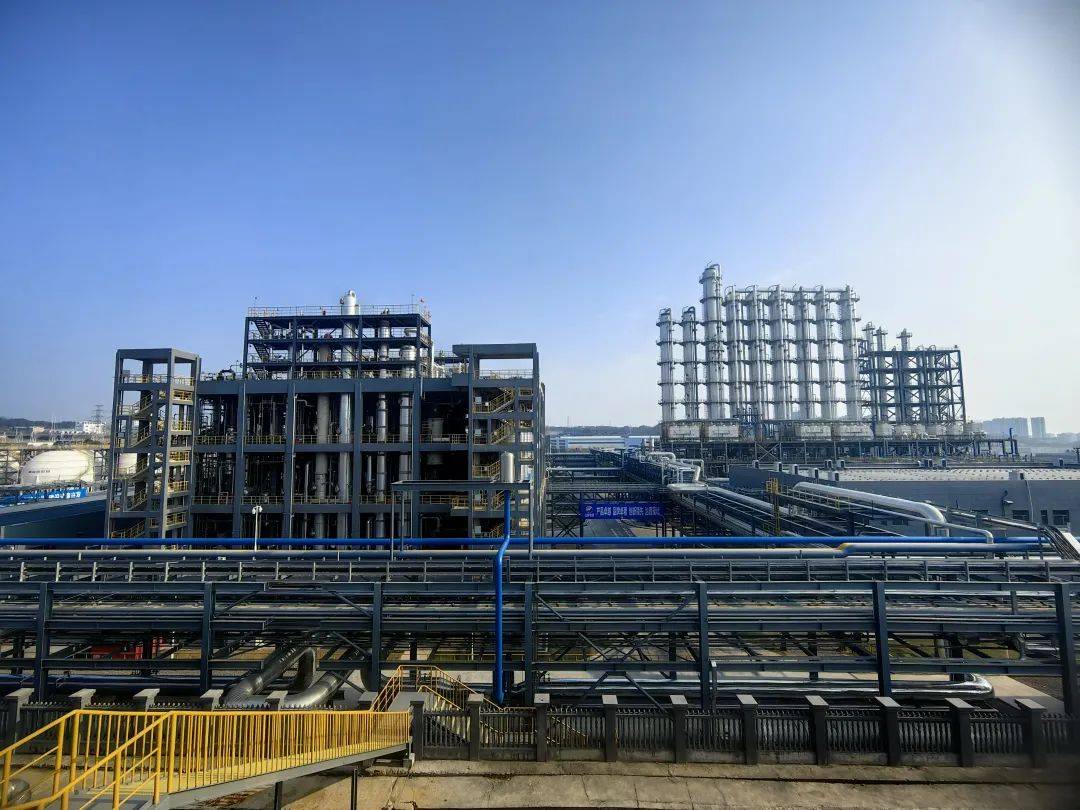 三友化工：公司具有年产有机硅单体40万吨的生产能力