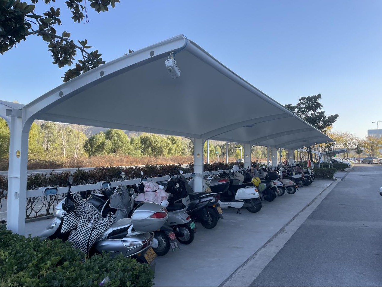 *ST辉丰：公司目前未建设加油站及充电桩