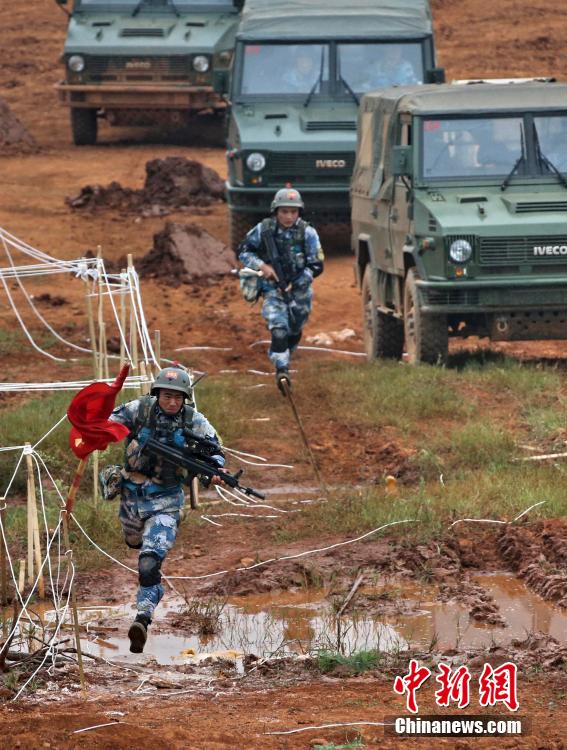 何卫东、苗华等9人严重违纪违法被开除党籍军籍