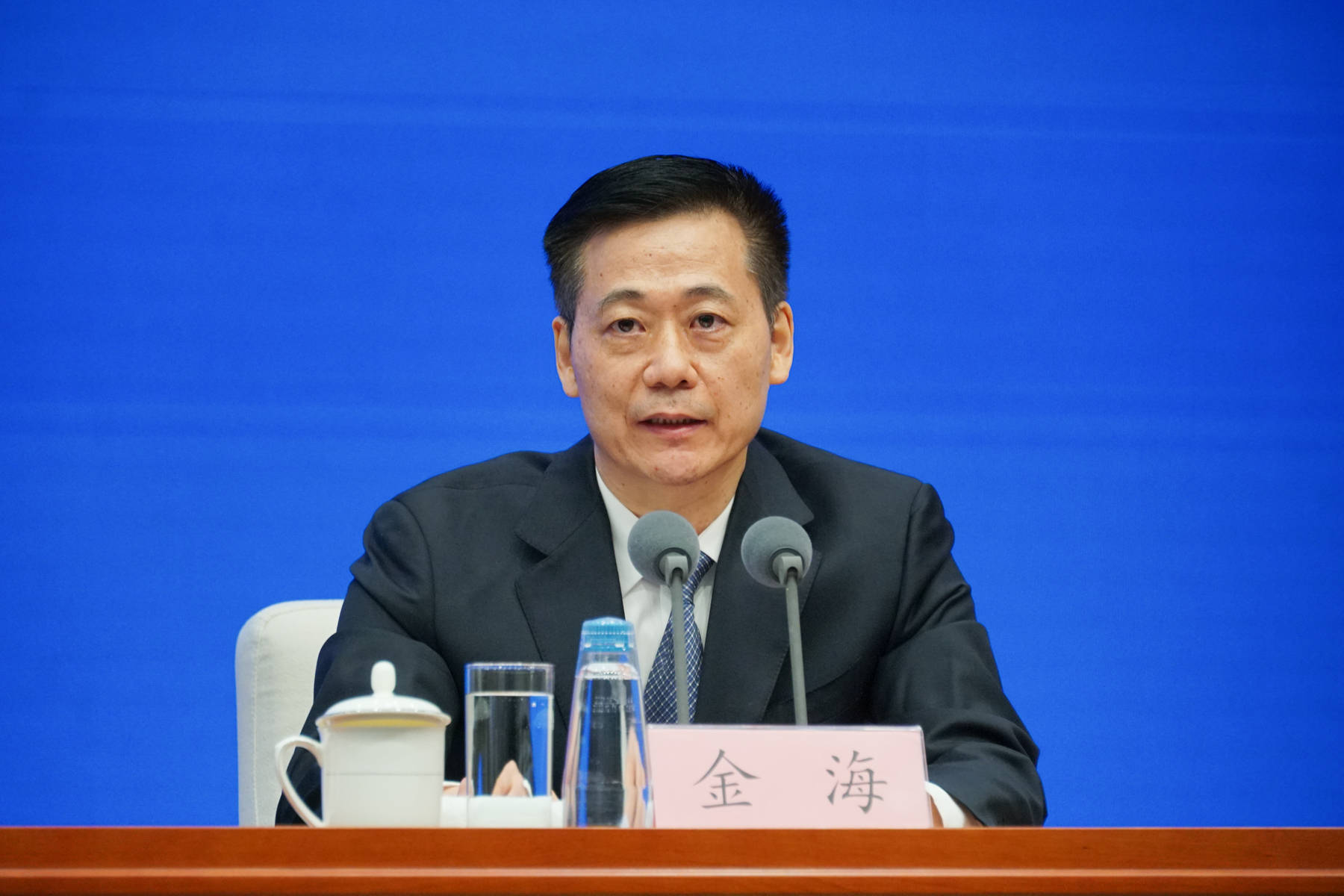 海关总署副署长吴海平访问瑞士、保加利亚对口部门及相关国际组织