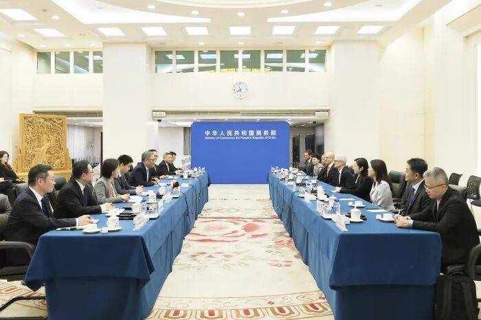 商务部召开专场外企圆桌会 外企：愿继续加大在华投入