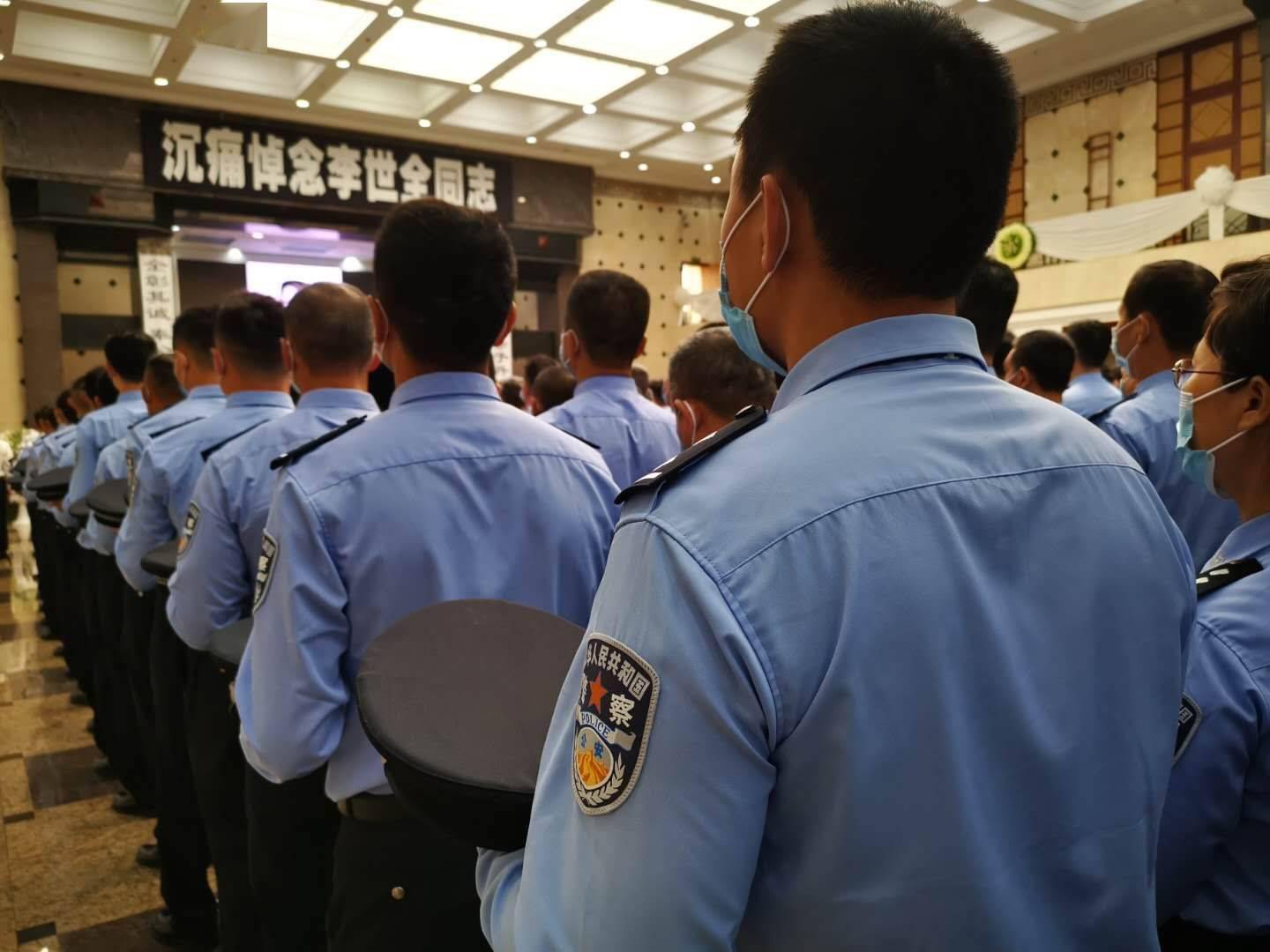 国家发改委副主任周海兵会见格鲁吉亚经济与可持续发展部长克夫里维什维利