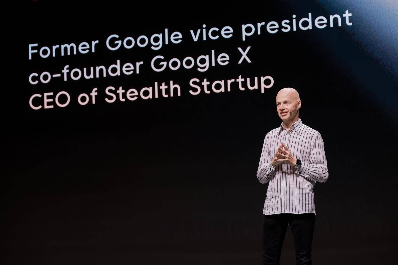 追觅硅谷发布会启幕 0.9秒破百“火箭车”亮相