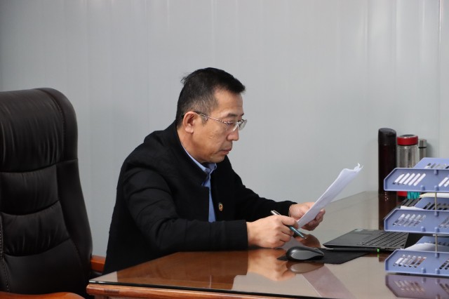 山鹰国际：4月28日召开董事会会议