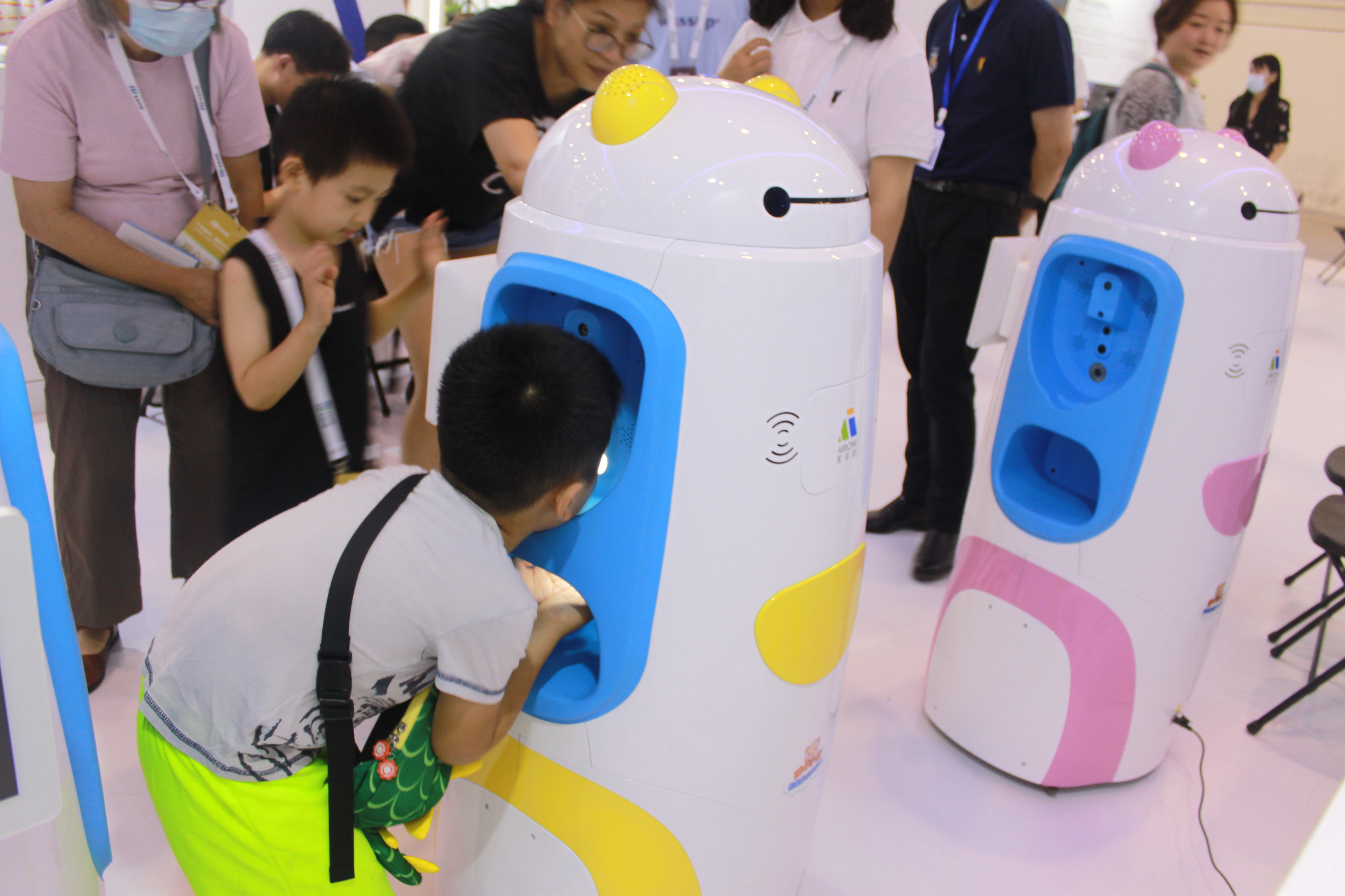 中天火箭获得发明专利授权：“一种非接触式可同时兼容棒料及筒件检测装置”