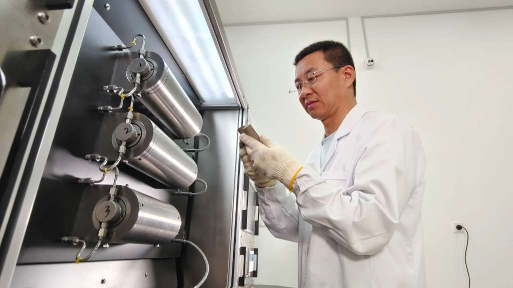 中国石化获得实用新型专利授权：“一种用于模拟含水油藏注空气氧化效果的装置”
