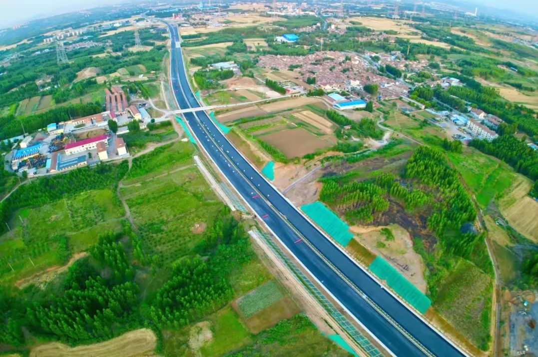 2026—2030年中国土木建筑产业深度分析：绿色智能双轮驱动下的结构性变革与投资机遇_人保服务 ,人保有温度