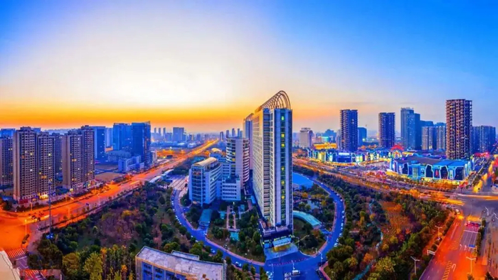 金陵药业：公司目前没有直接或者间接投资长鑫科技