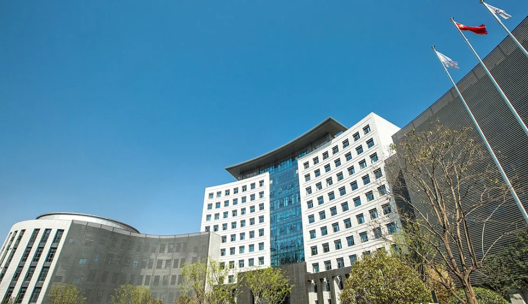 山西焦煤：聘任白荣睿为公司财务总监