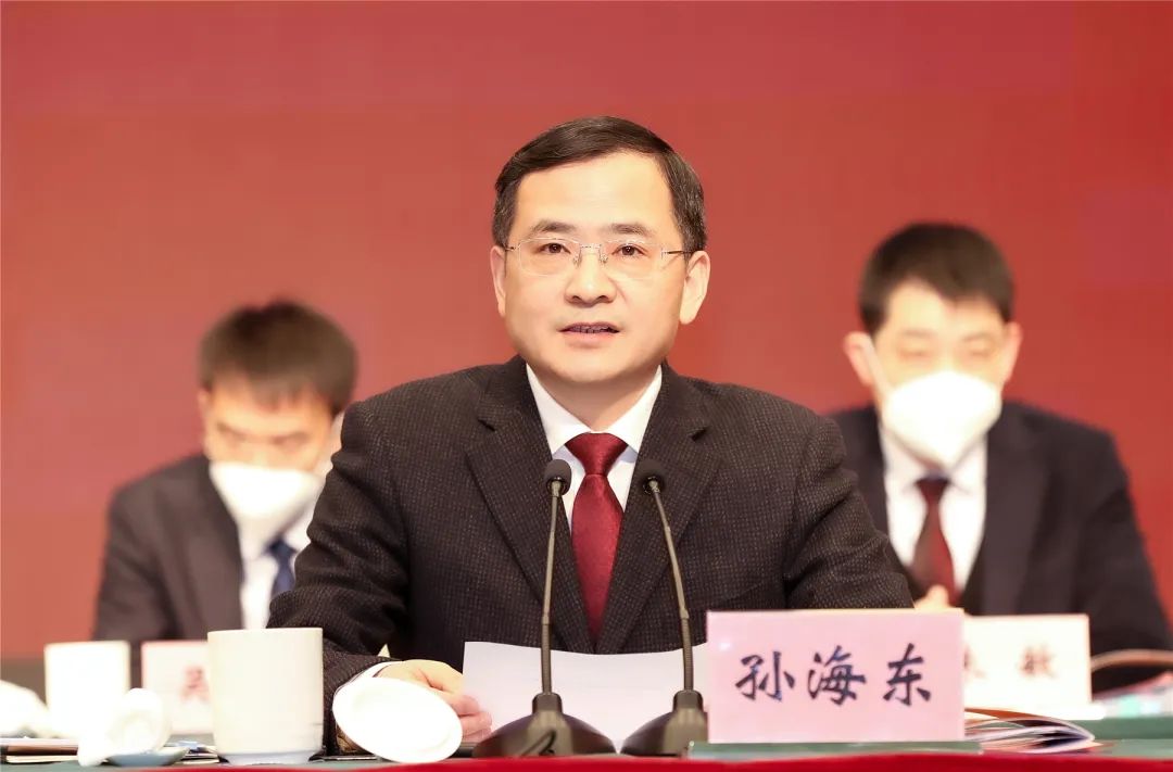 武汉市激发产业创新活力专项行动方案：加强科技型企业上市培育